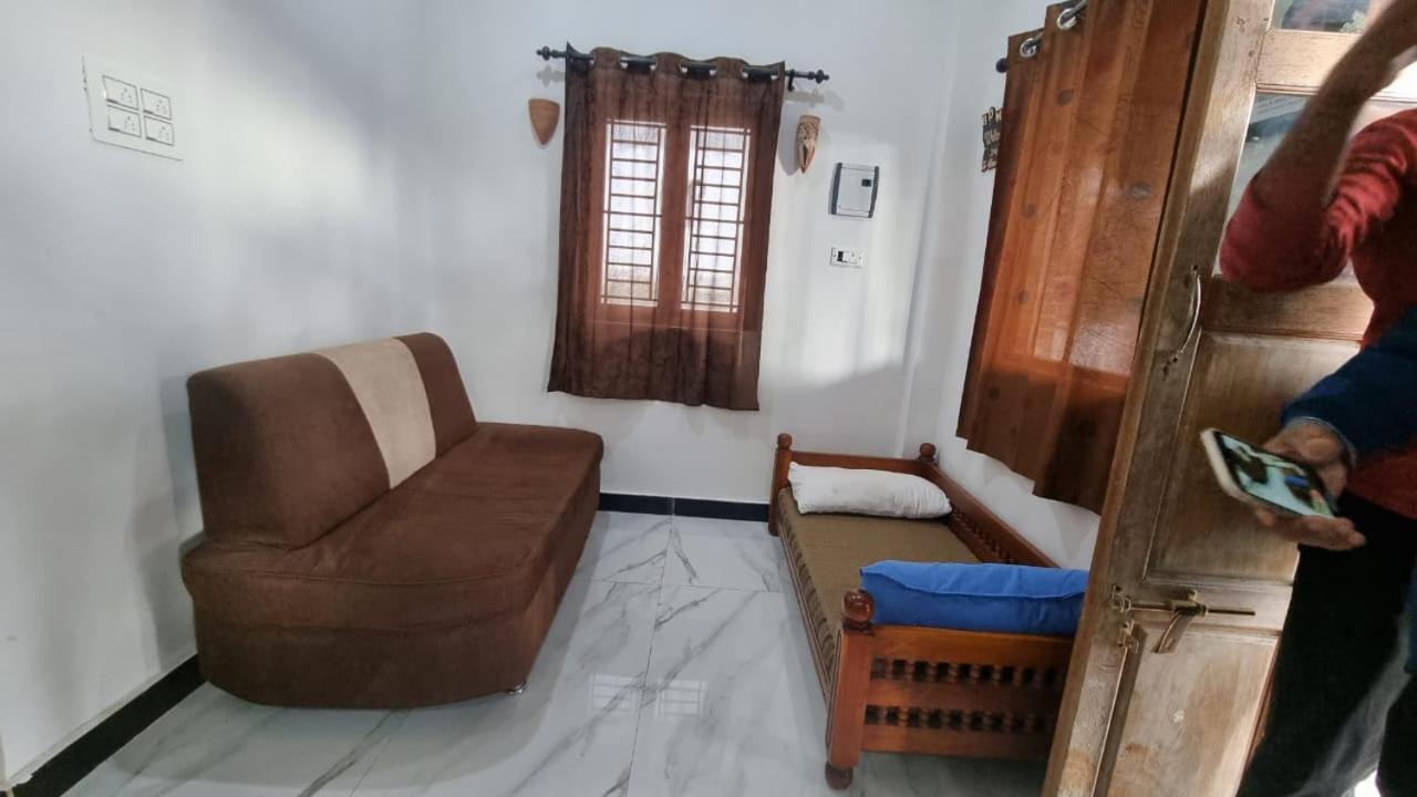 Sandiago 2 Bhk House (adults Only) Villa