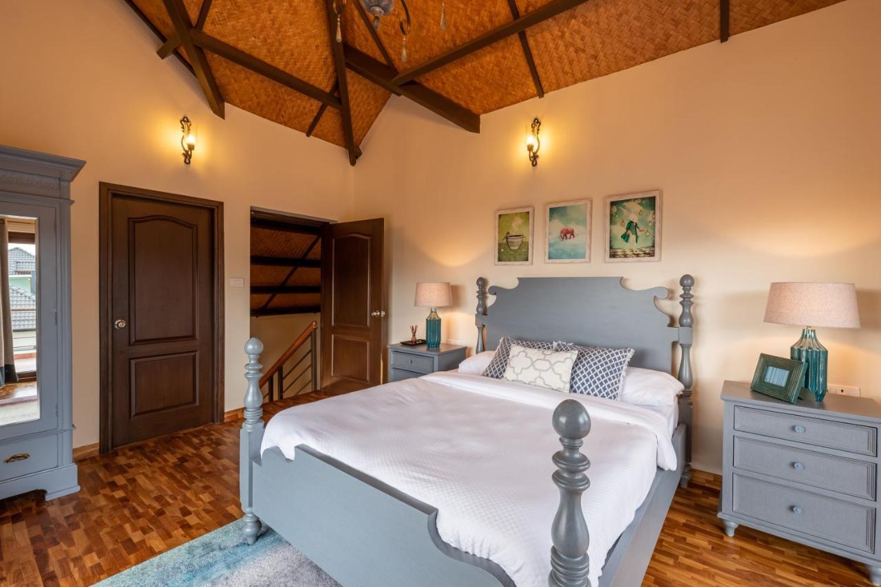 Vente Colline, Luxurious In Coonoor By Roamhome Villa *