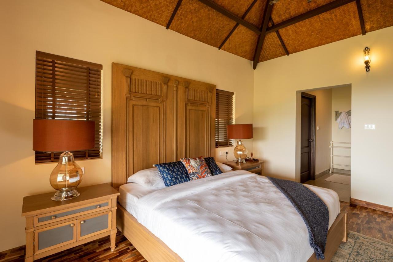 Vente Colline, Luxurious In Coonoor By Roamhome Villa *