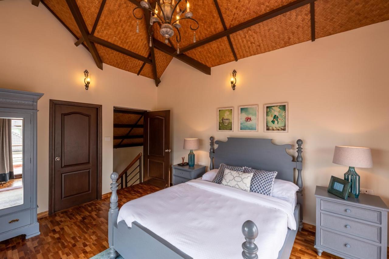 Vente Colline, Luxurious In Coonoor By Roamhome *