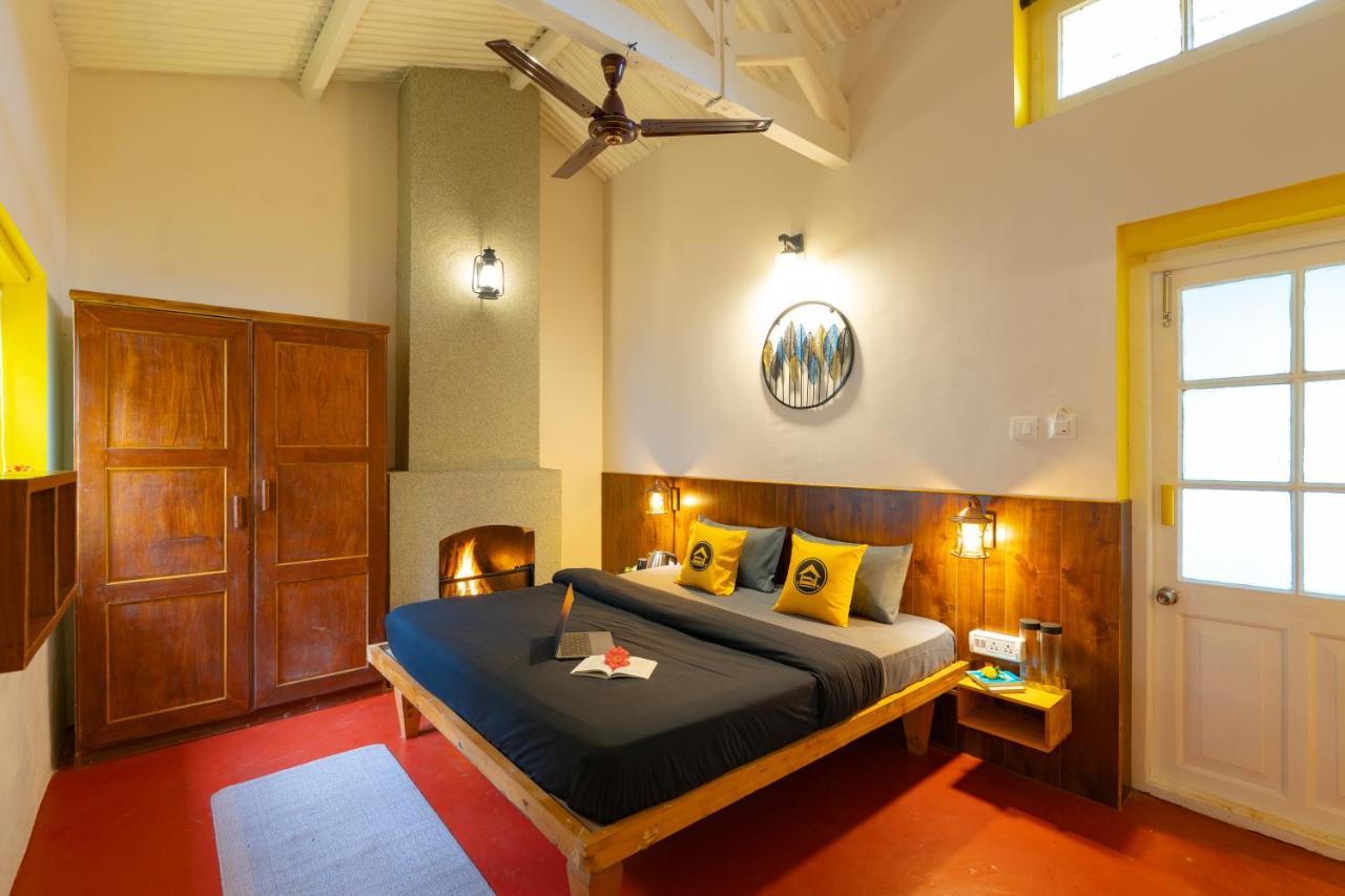 Hostel The *