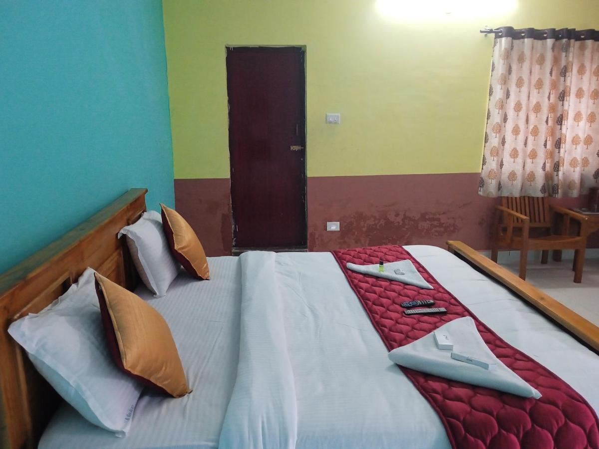 Homestay J J Homes *