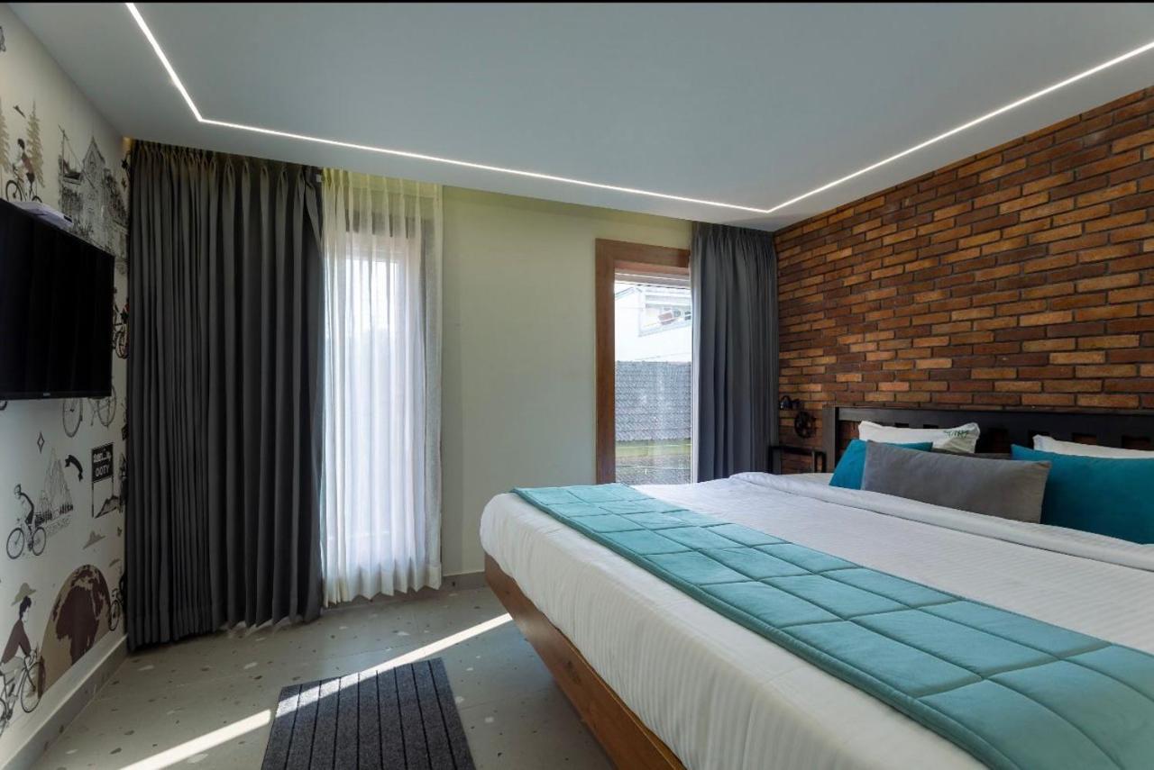 Hotel Maneck Manor Ooty