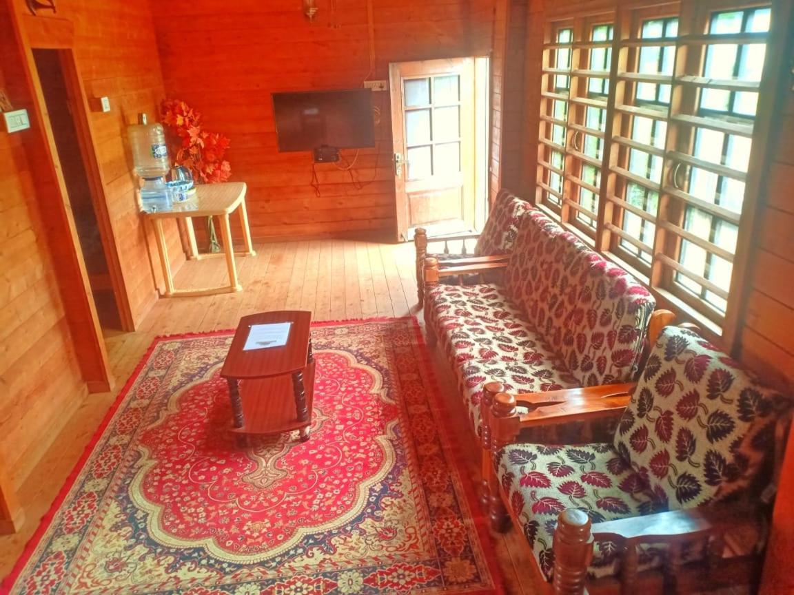 Villa Joy Eco Woodhouse - 3 Bhk House (adults Only) Ooty