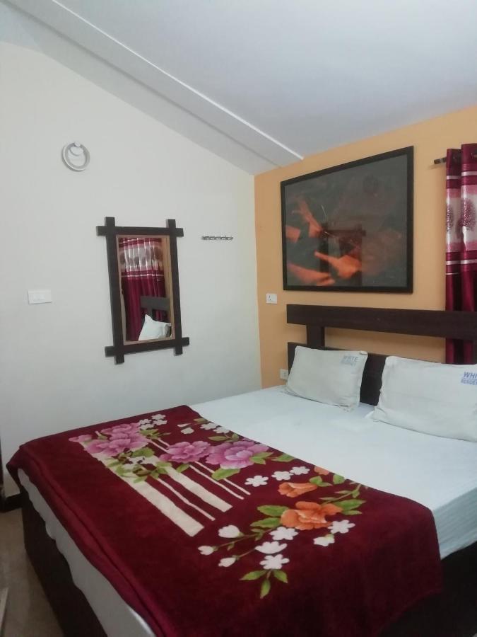 Hotel Queenhill Residency Ooty