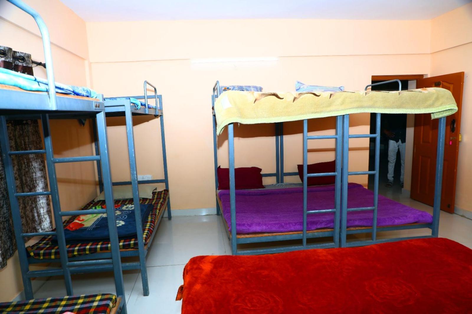Homestay J J Homes