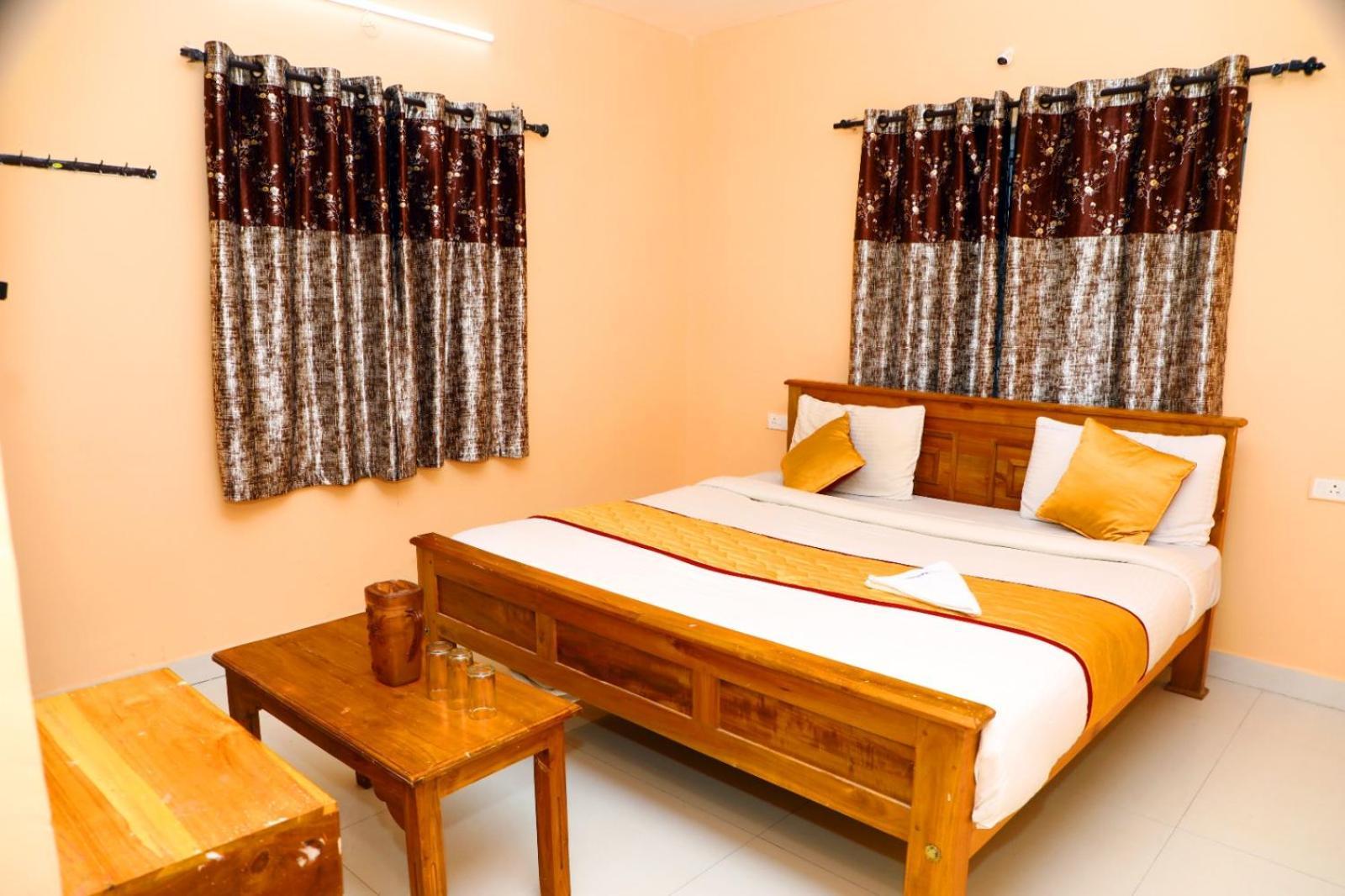 Homestay J J Homes *