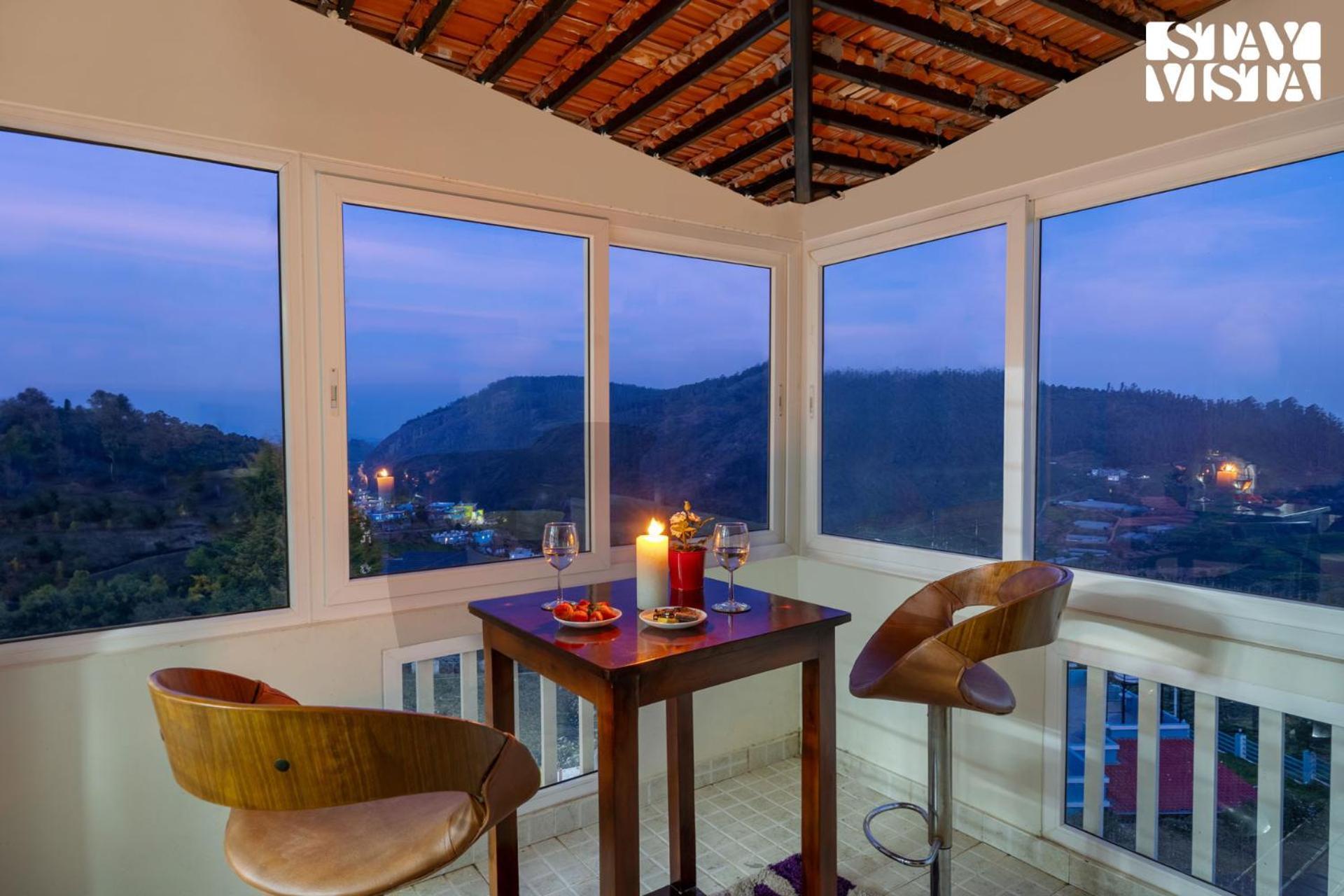 Villa Stayvista At Orion's Crest Including Breakfast Ooty