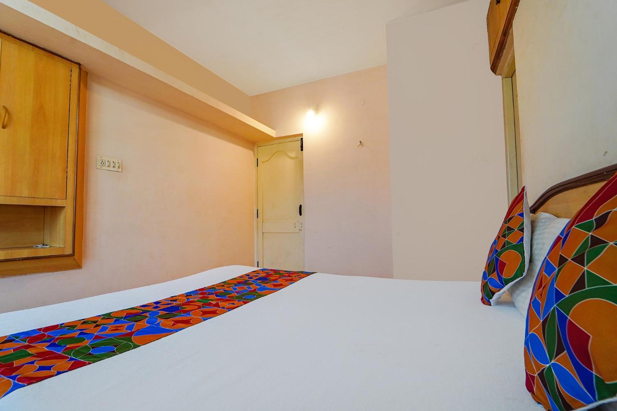 Fabhotel Mm Abode Hotel