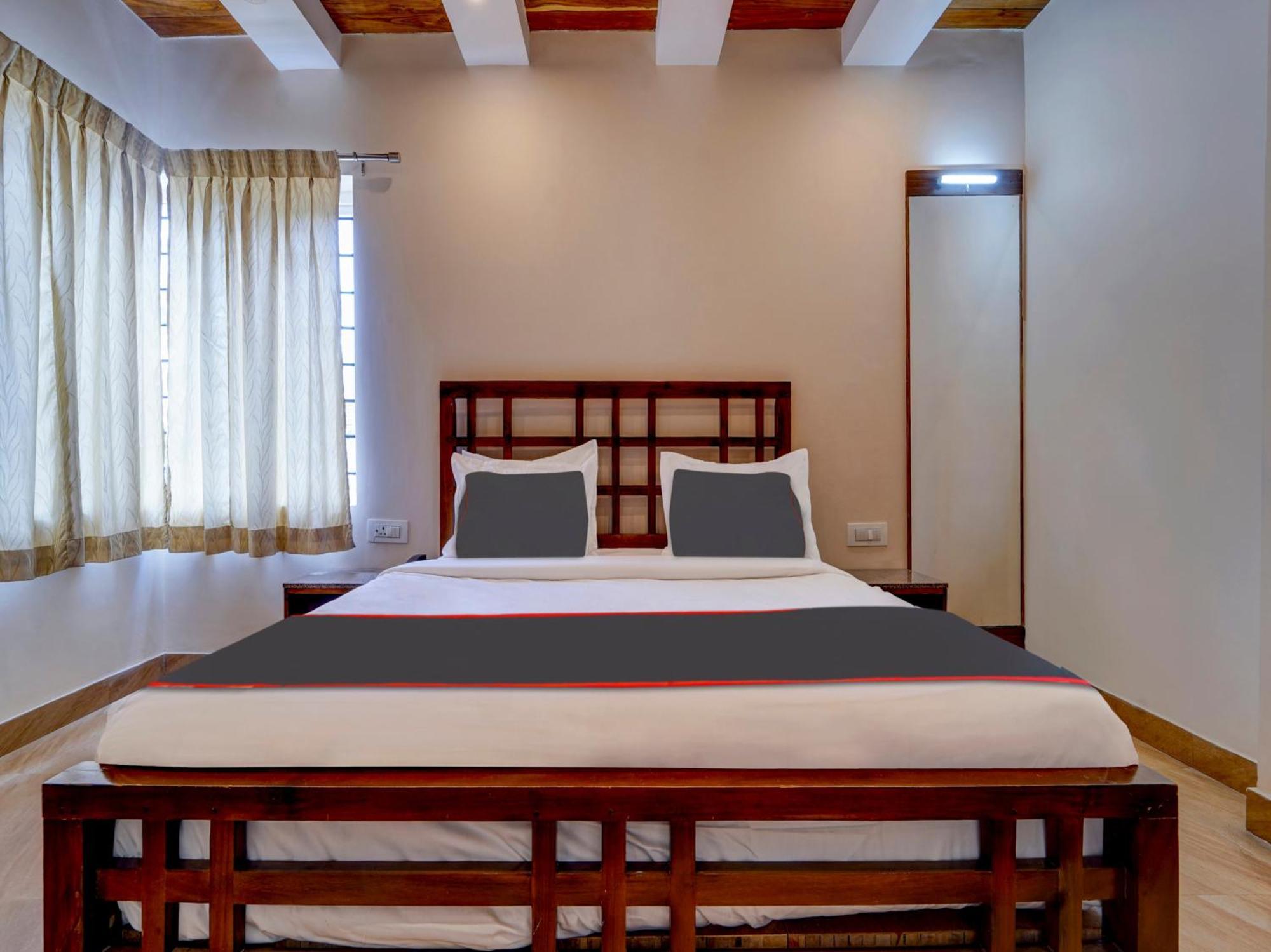 Super Collection O G Silver Srj Thaneesh Residency Hotel 4*
