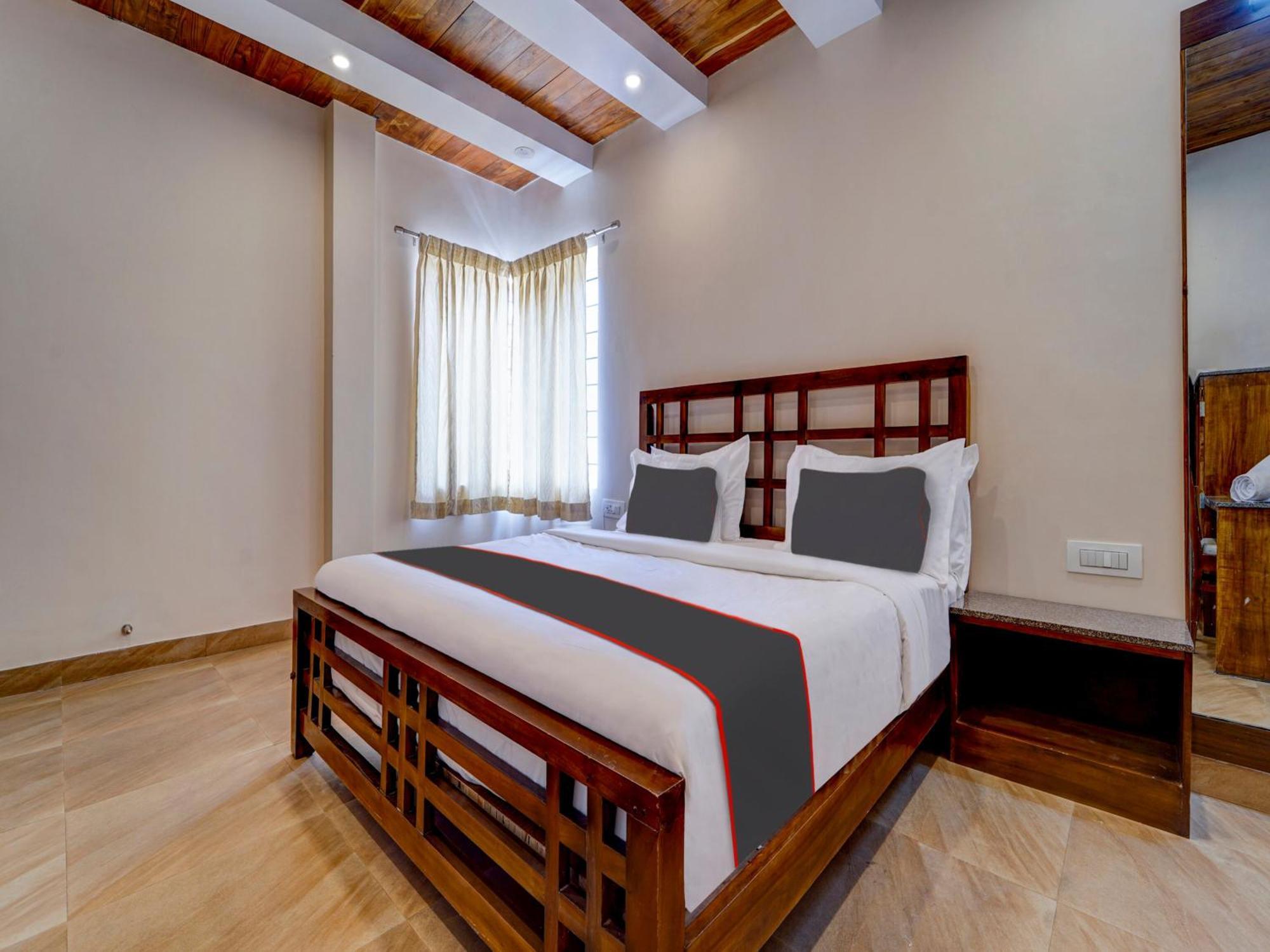 Super Collection O G Silver Srj Thaneesh Residency Hotel Ooty