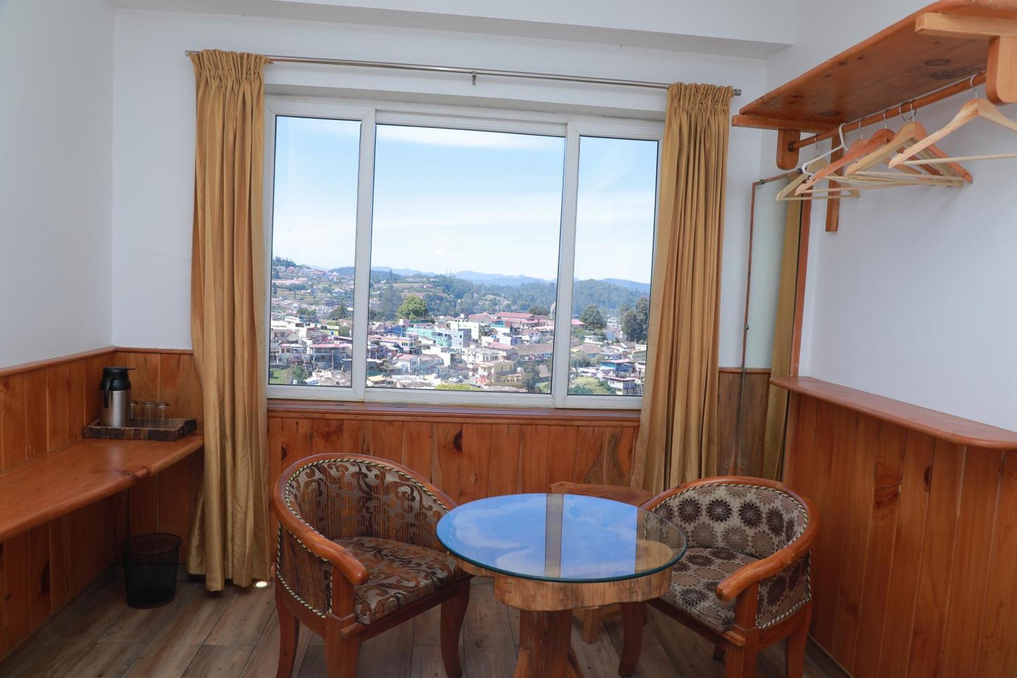 Hotel The Woodlands Residency- Unmarried And Stag Groups Not Allowed