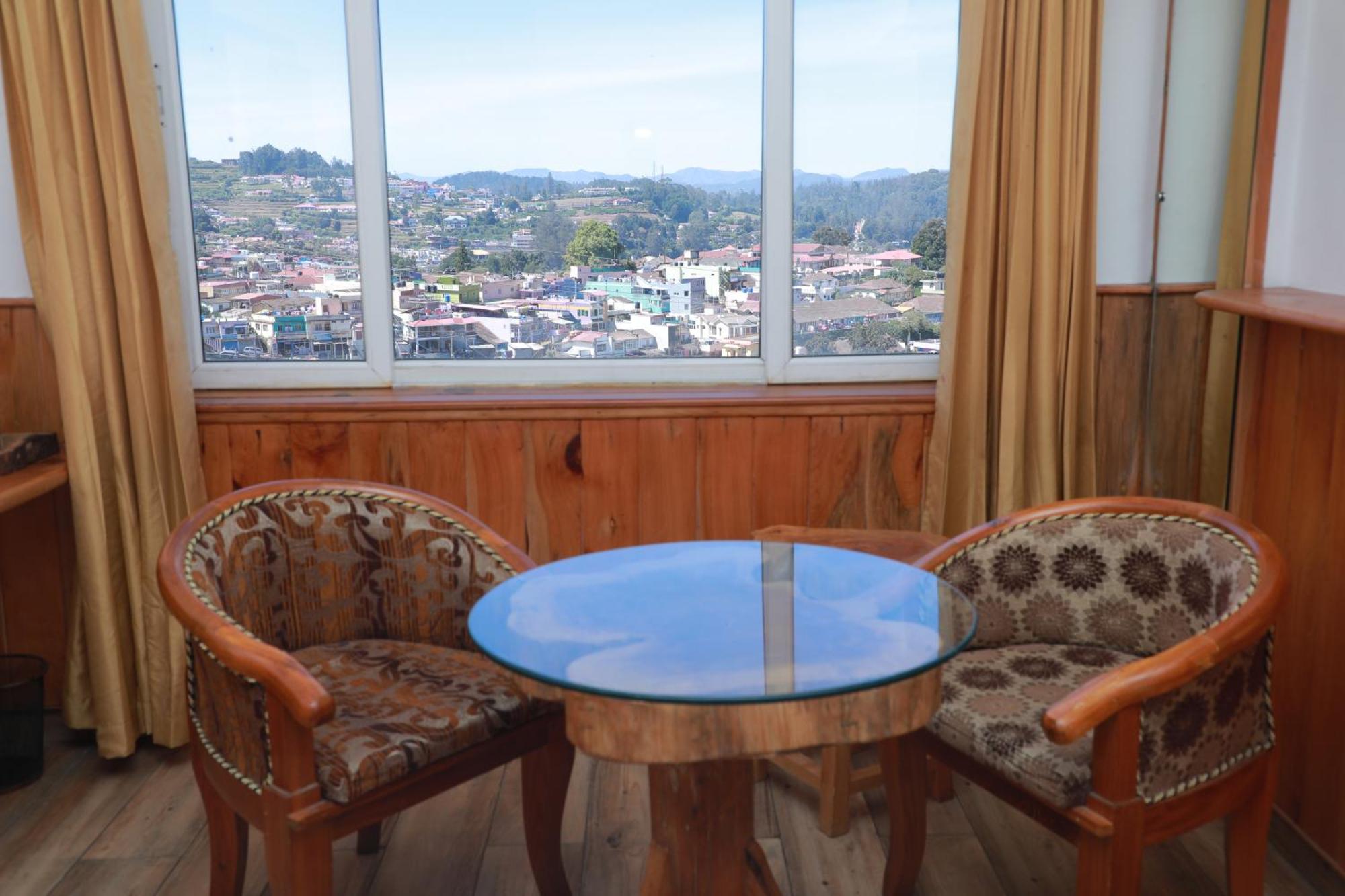 Hotel The Woodlands Residency- Unmarried And Stag Groups Not Allowed Ooty