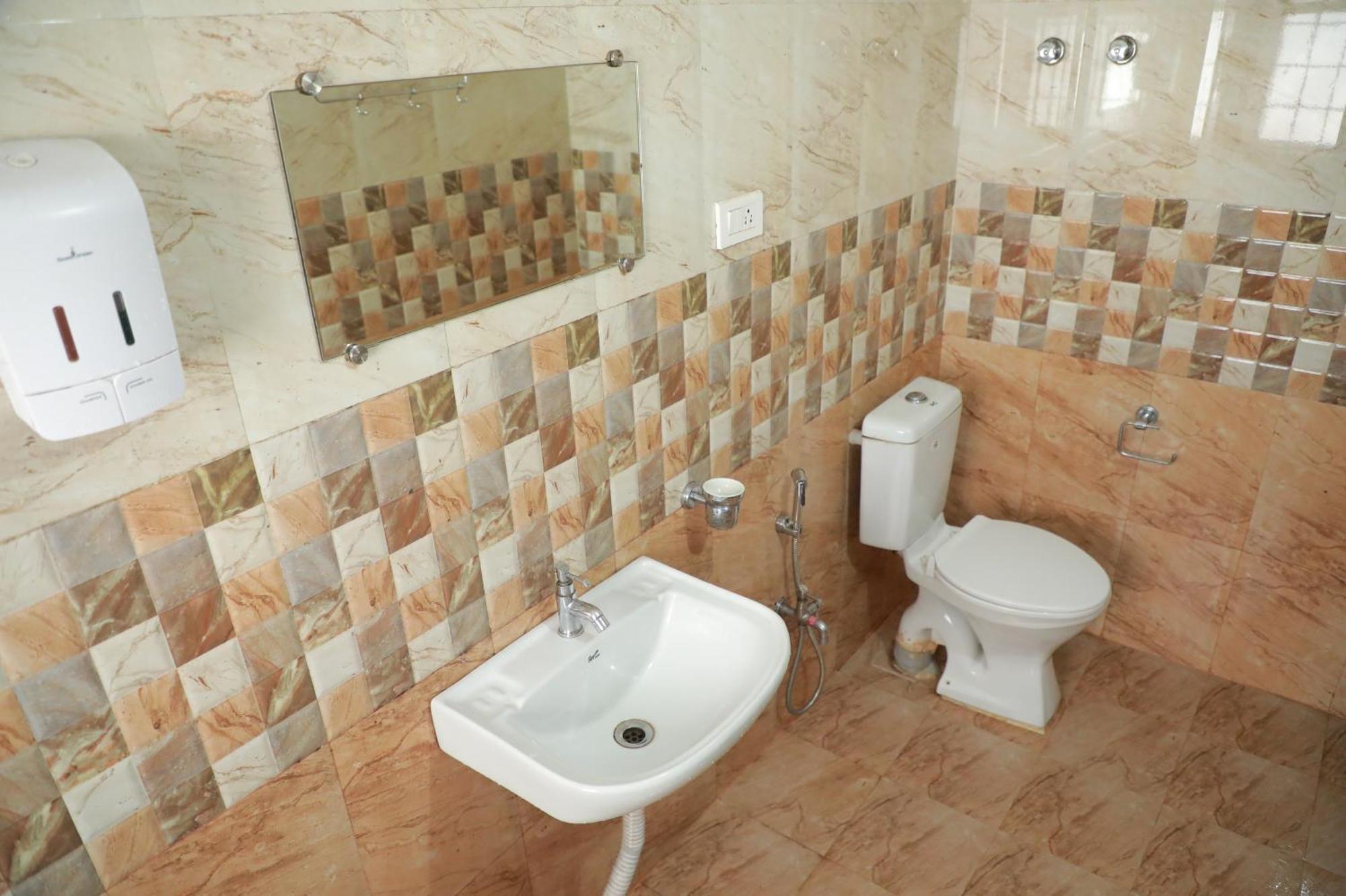 The Woodlands Residency- Unmarried And Stag Groups Not Allowed Hotel