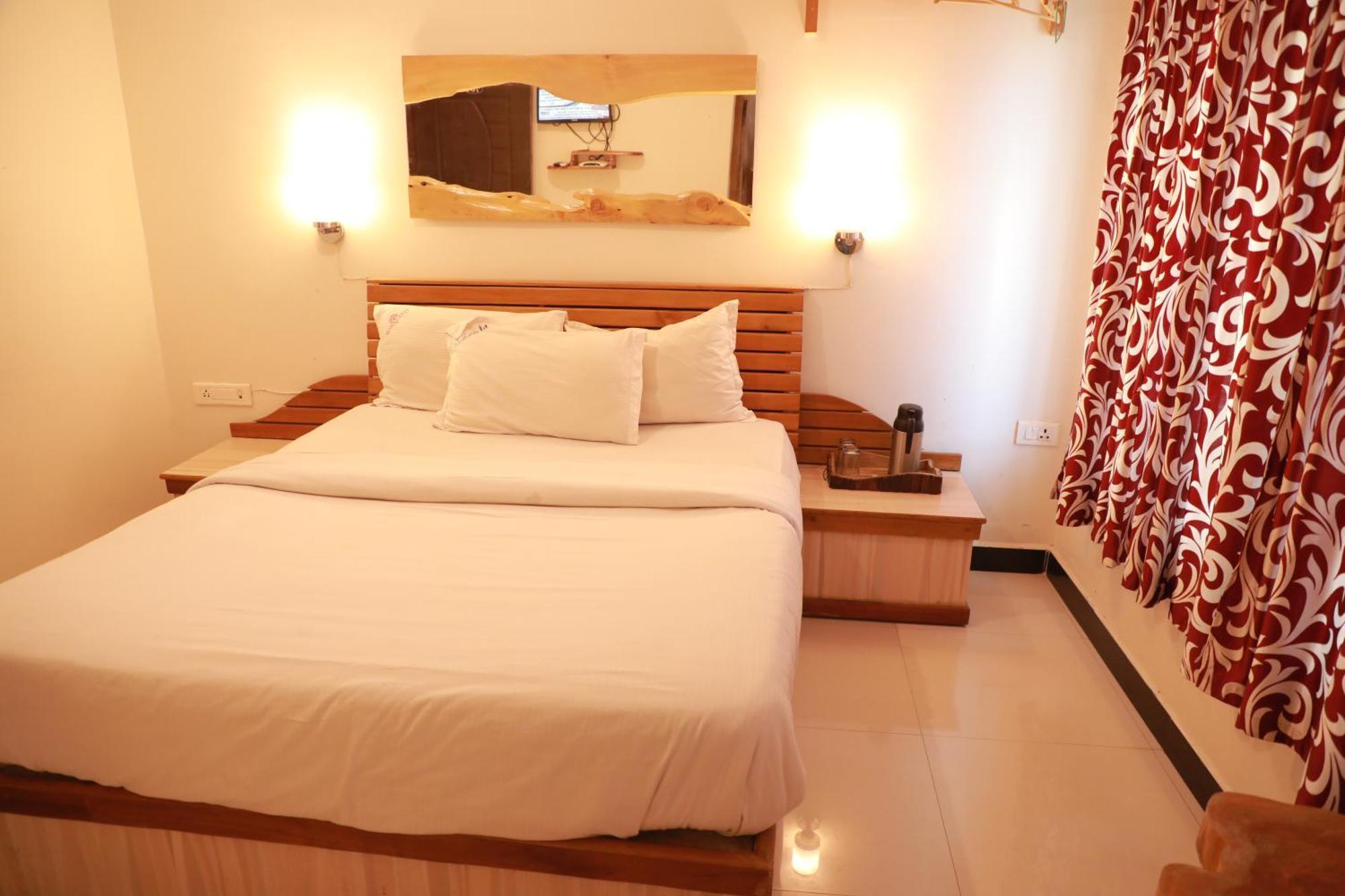 The Woodlands Residency- Unmarried And Stag Groups Not Allowed 3*