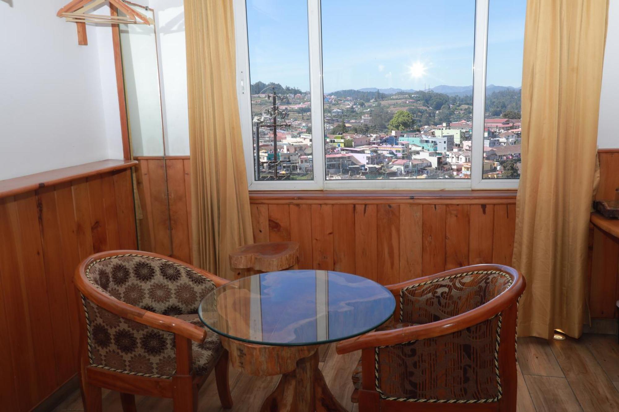 The Woodlands Residency- Unmarried And Stag Groups Not Allowed Hotel