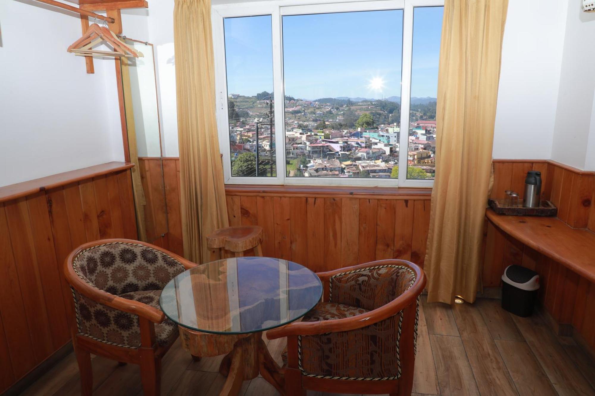 Hotel The Woodlands Residency- Unmarried And Stag Groups Not Allowed 3*