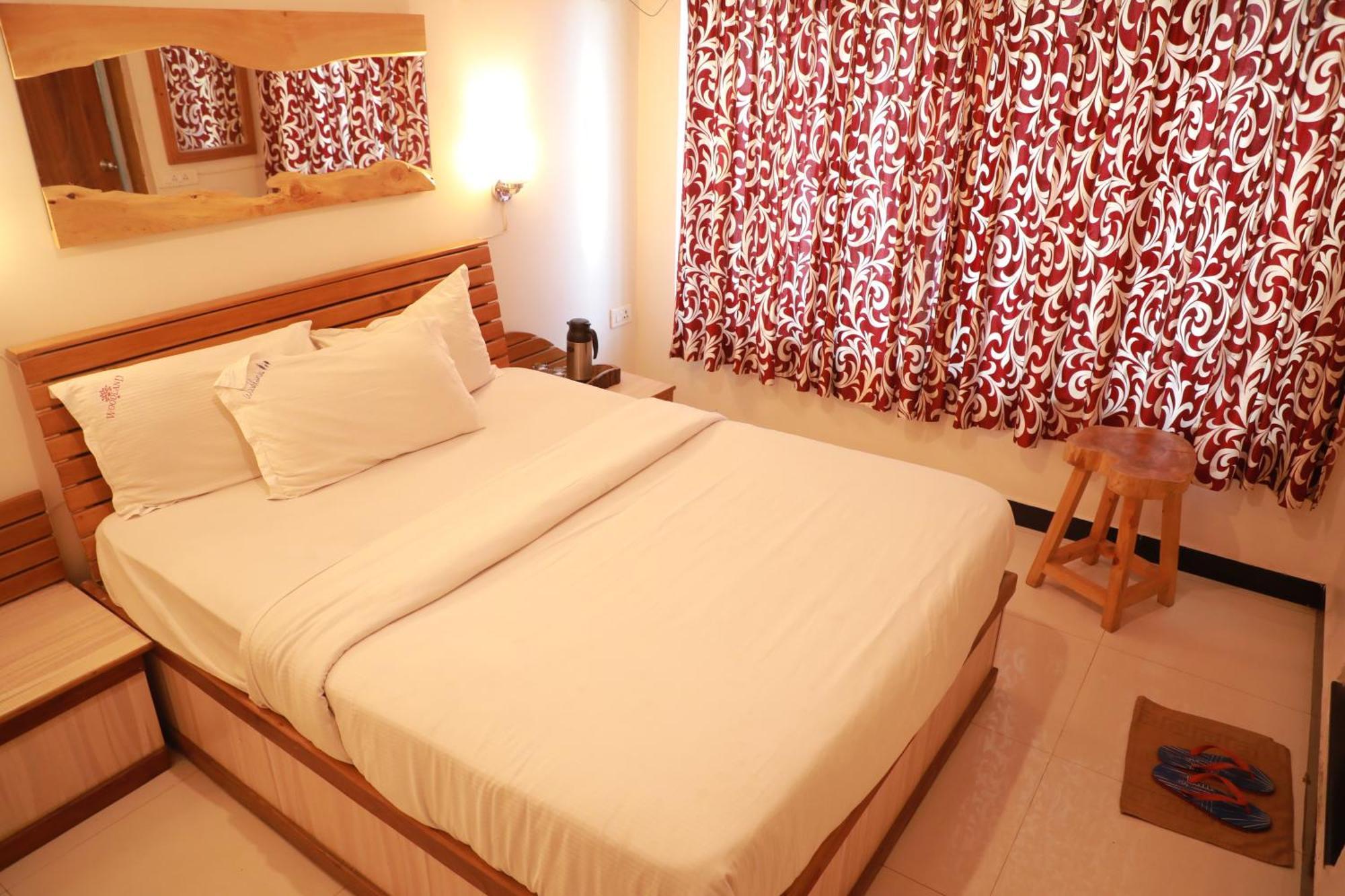 Hotel The Woodlands Residency- Unmarried And Stag Groups Not Allowed Ooty