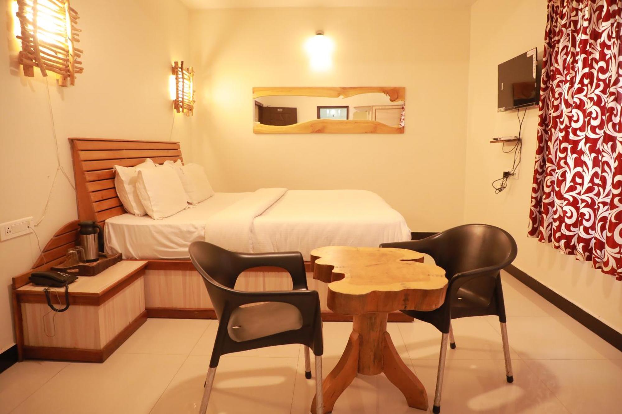 The Woodlands Residency- Unmarried And Stag Groups Not Allowed Hotel