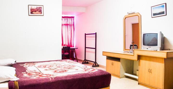 Vinayaga By Poppys, Hotel