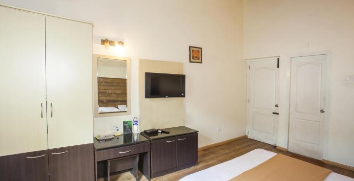 Hotel Sabol Ooty