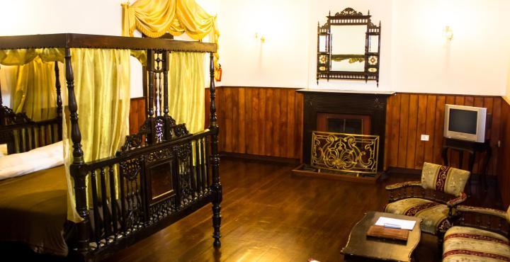 Kluney Manor Hotel 3*