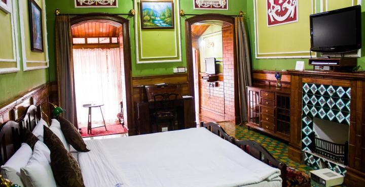 Hotel Welcomheritage Fernhills Royal Palace
