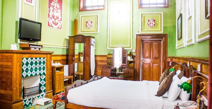 Welcomheritage Fernhills Royal Palace Hotel