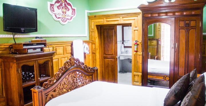 Welcomheritage Fernhills Royal Palace Hotel 3*