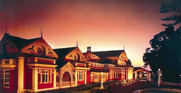 Welcomheritage Fernhills Royal Palace 3*