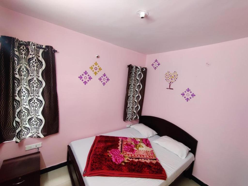 Silver Wood Residency Apartment *