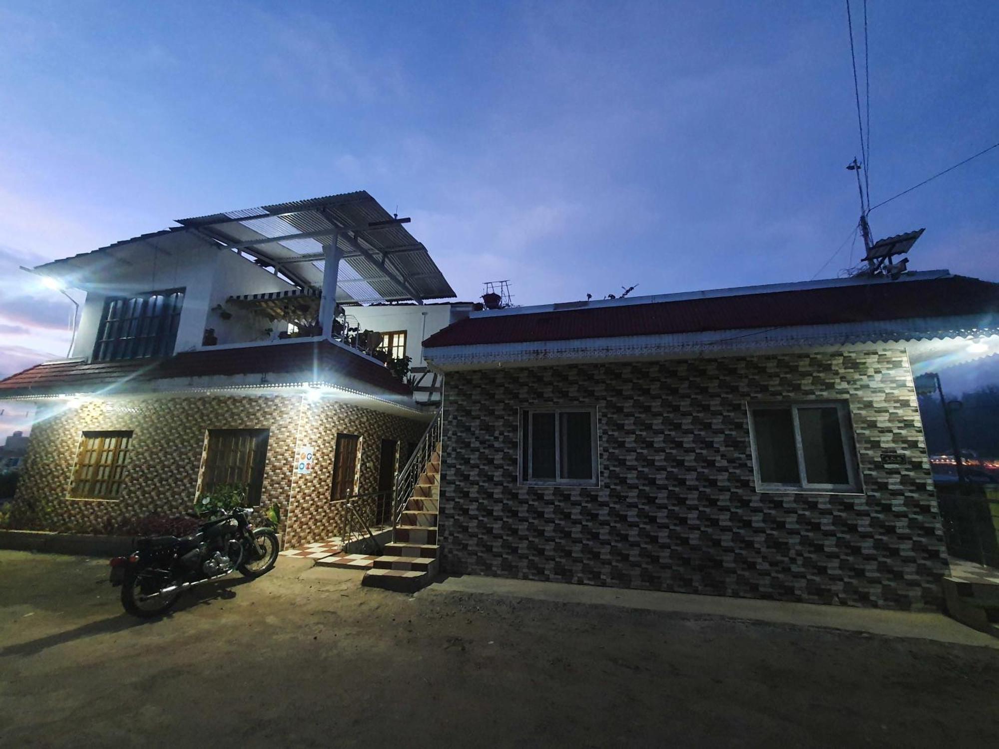 Hotel Oyo Heaven Holidays