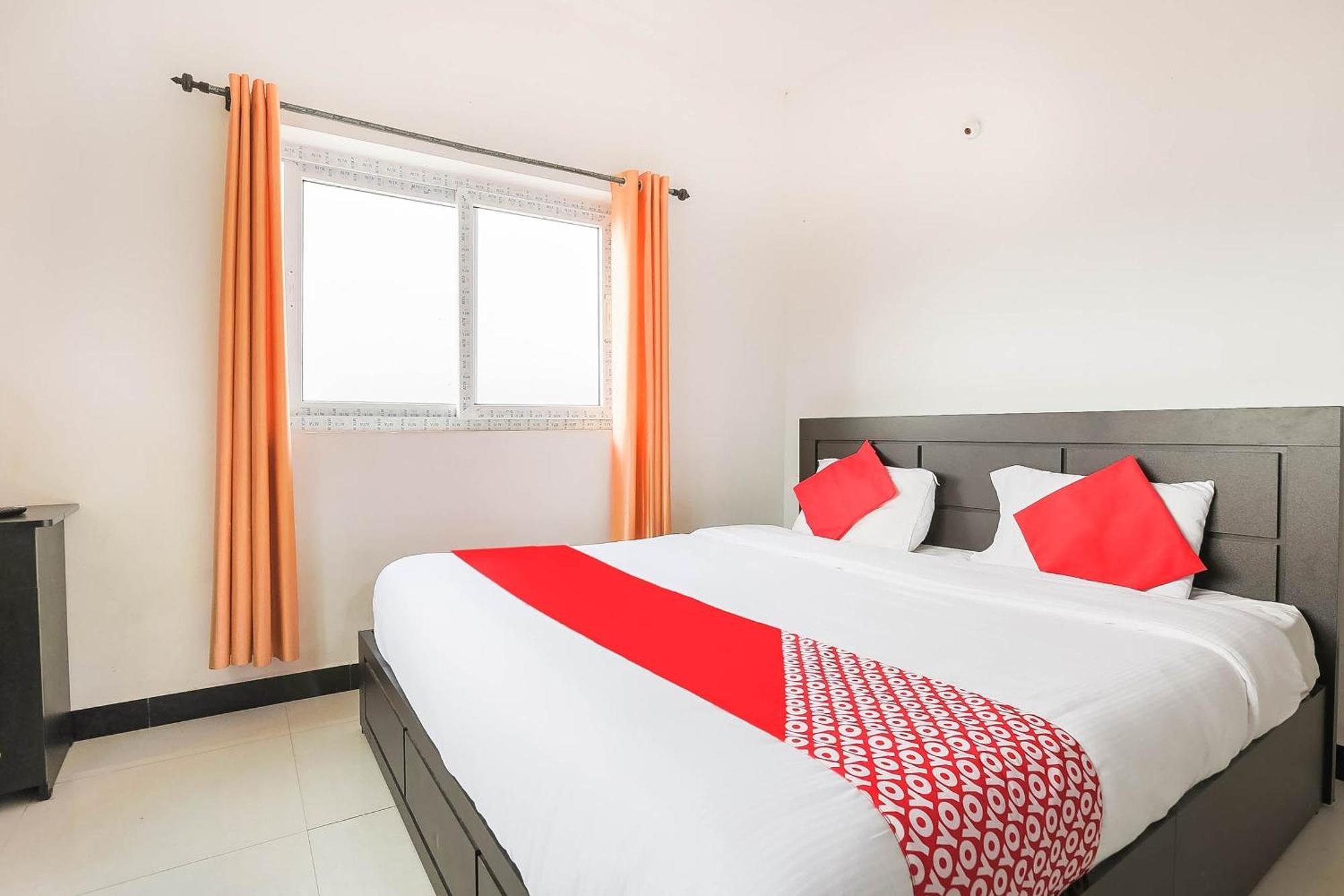 Hotel Oyo Heaven Holidays
