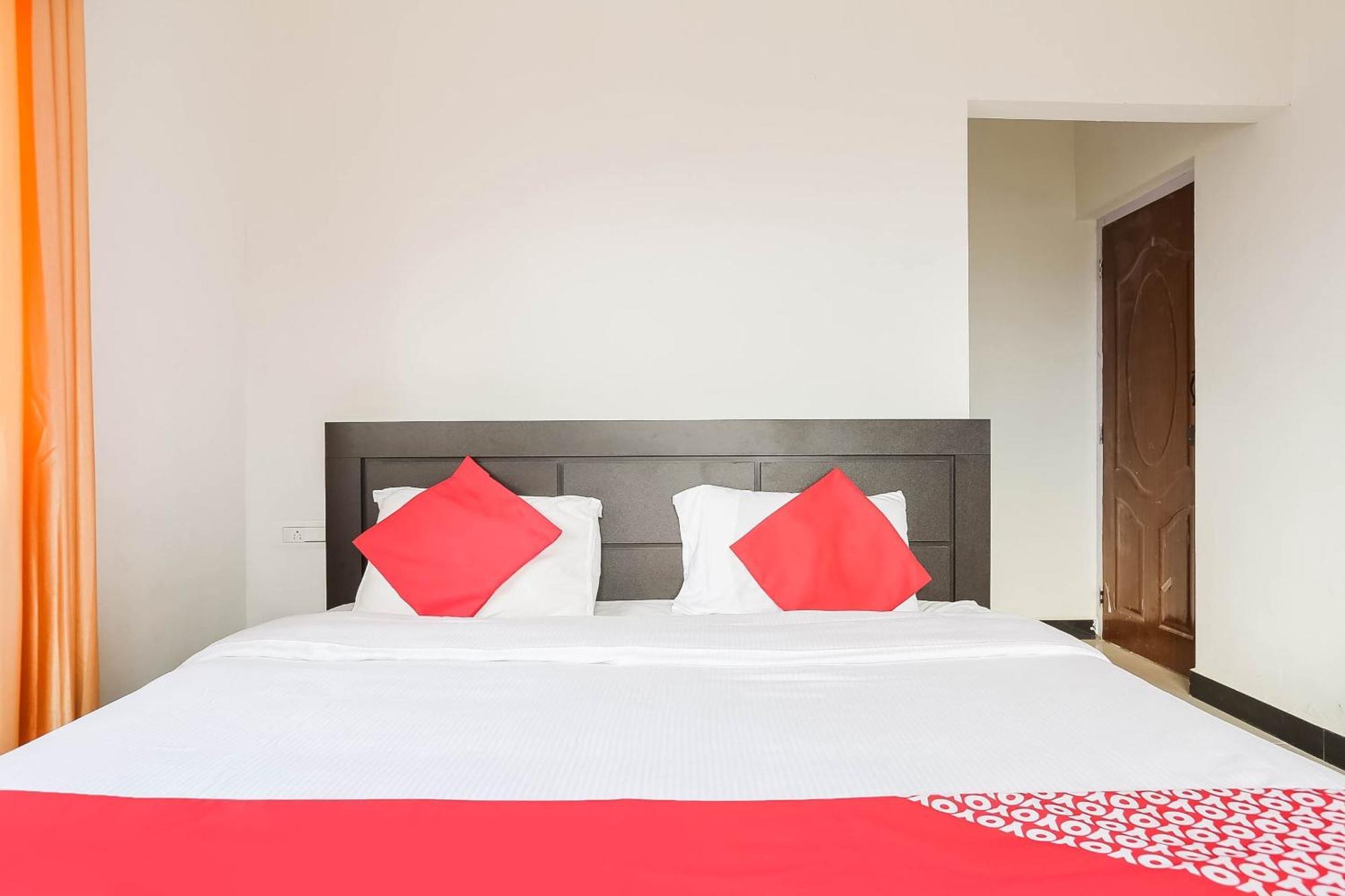 Hotel Oyo Heaven Holidays