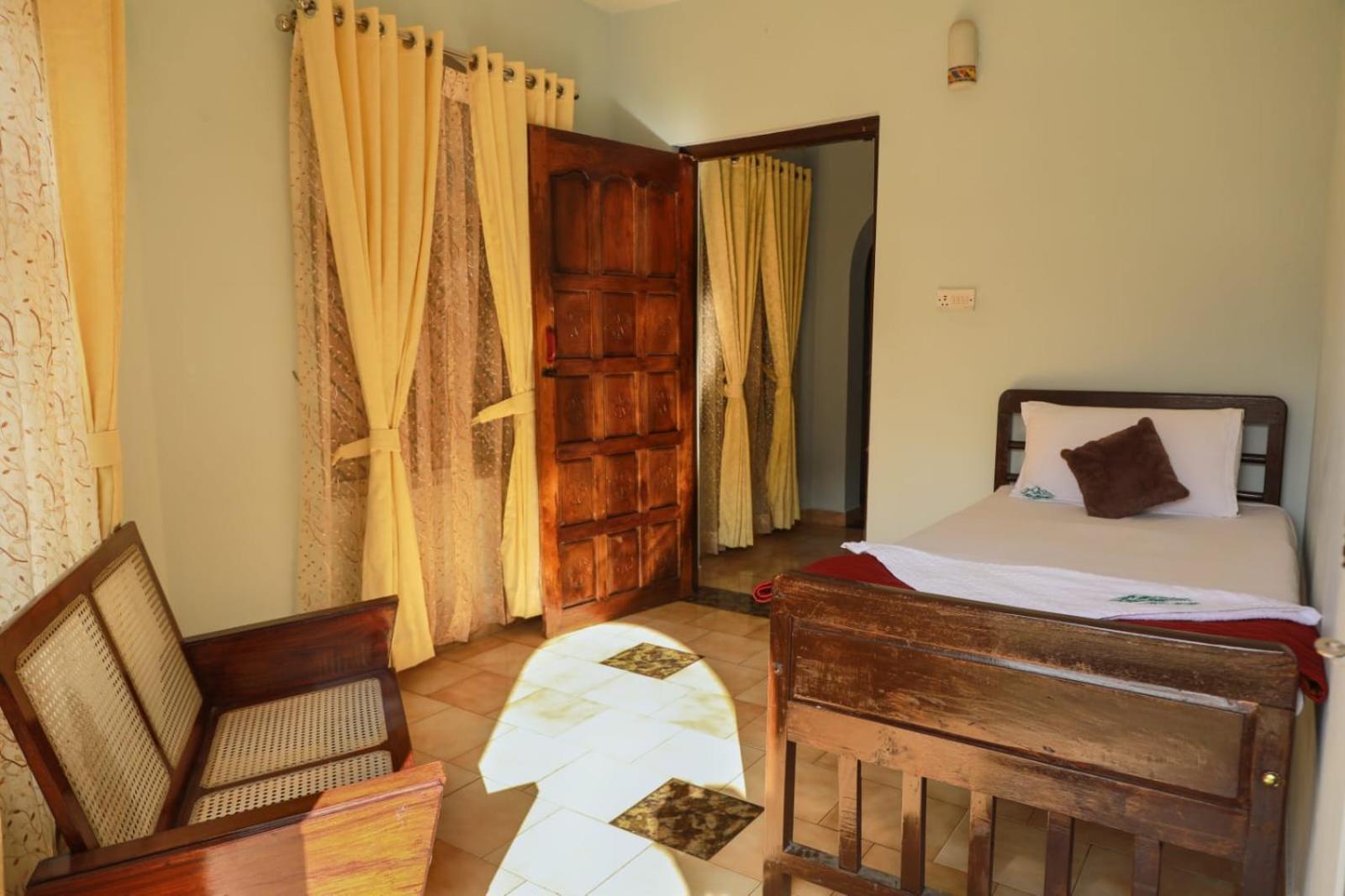 Hotel Bob Leisure Ooty