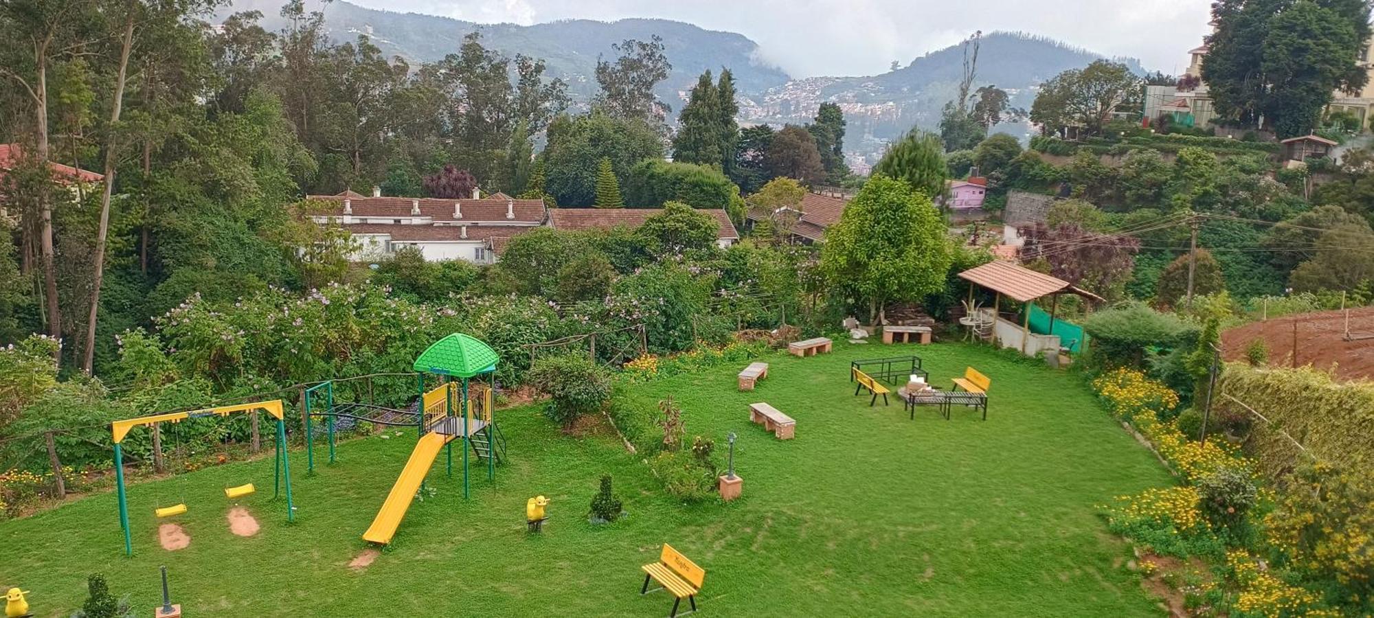 Hotel Yantra By Spree 4*