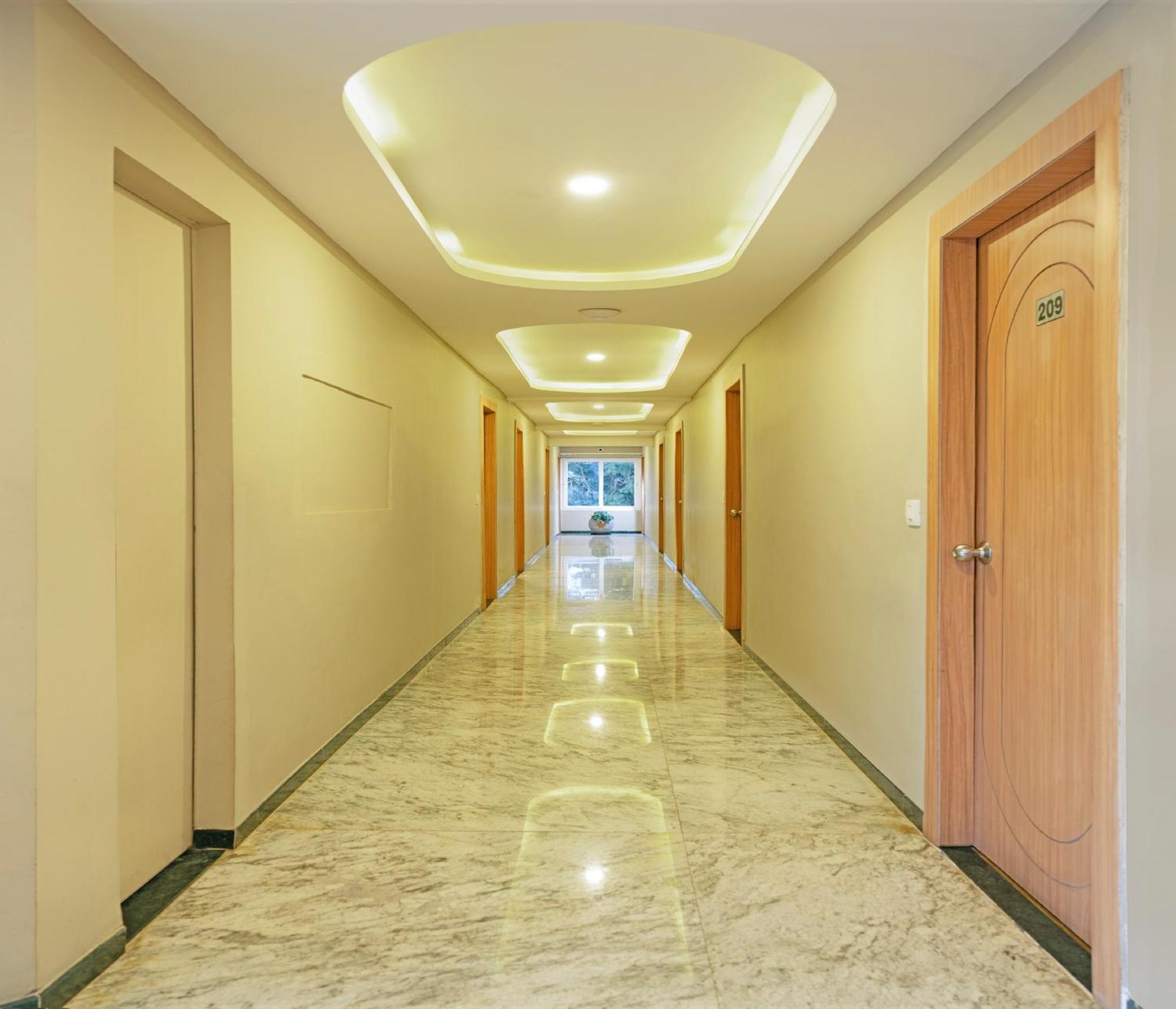 Hotel Mango Hill *