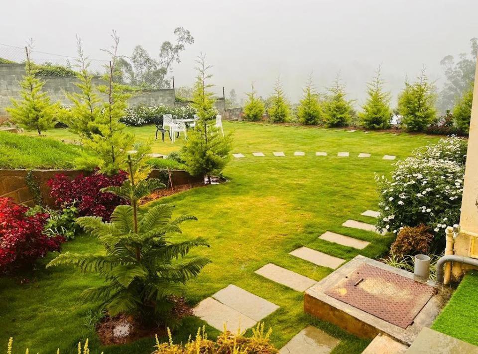 Orchard Valley View * Ooty