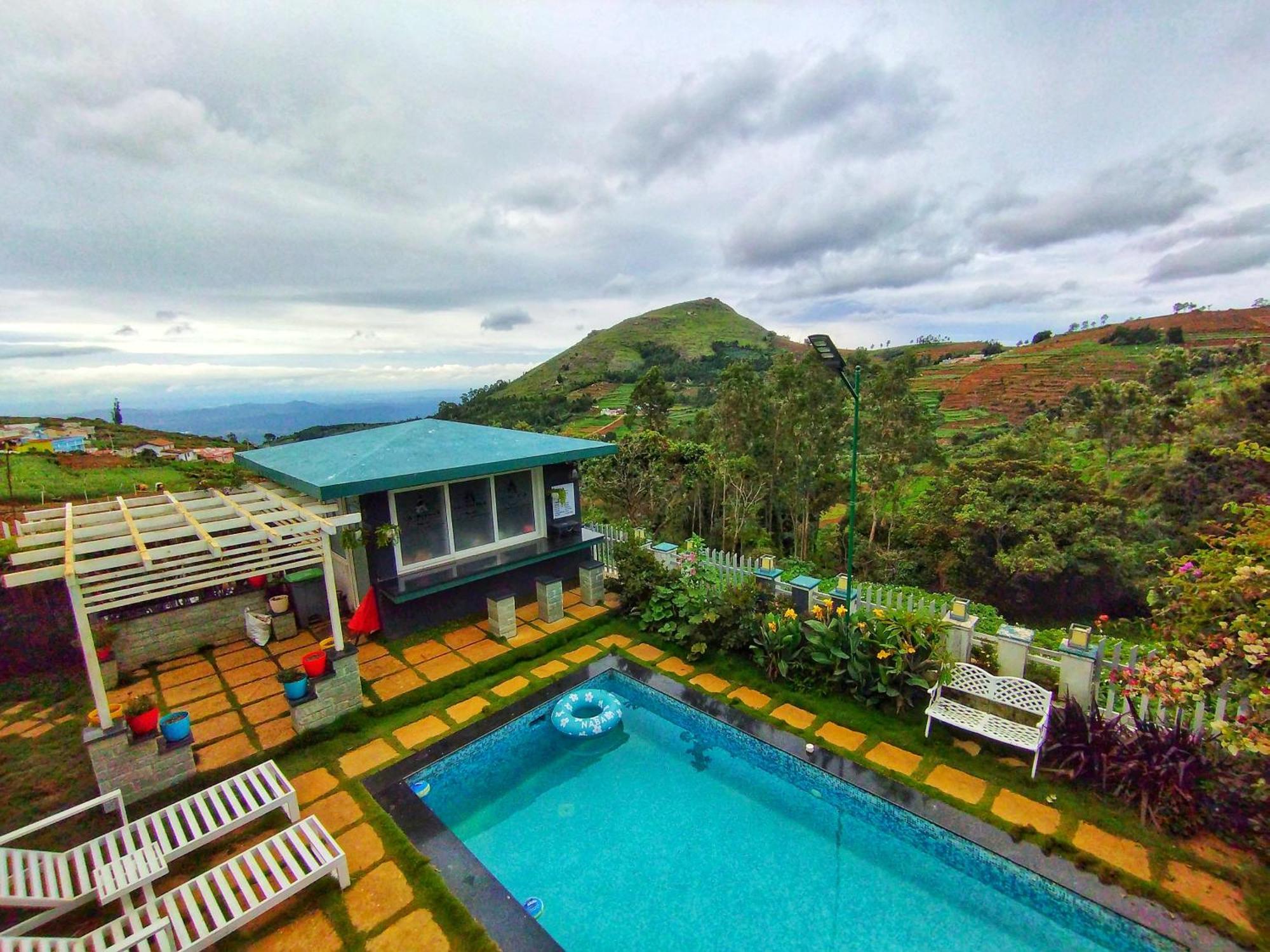Resort La Niebla Farm Ooty