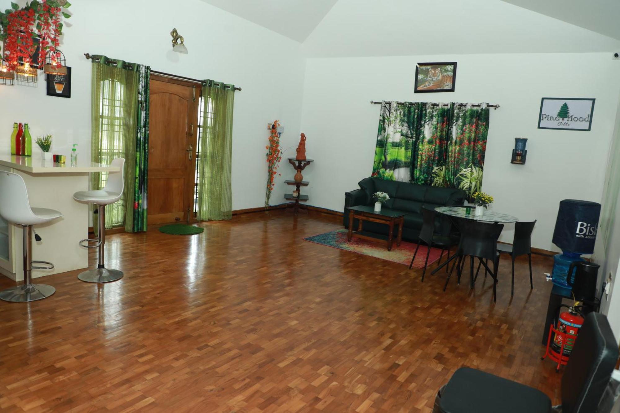 Homestay Pine Hood