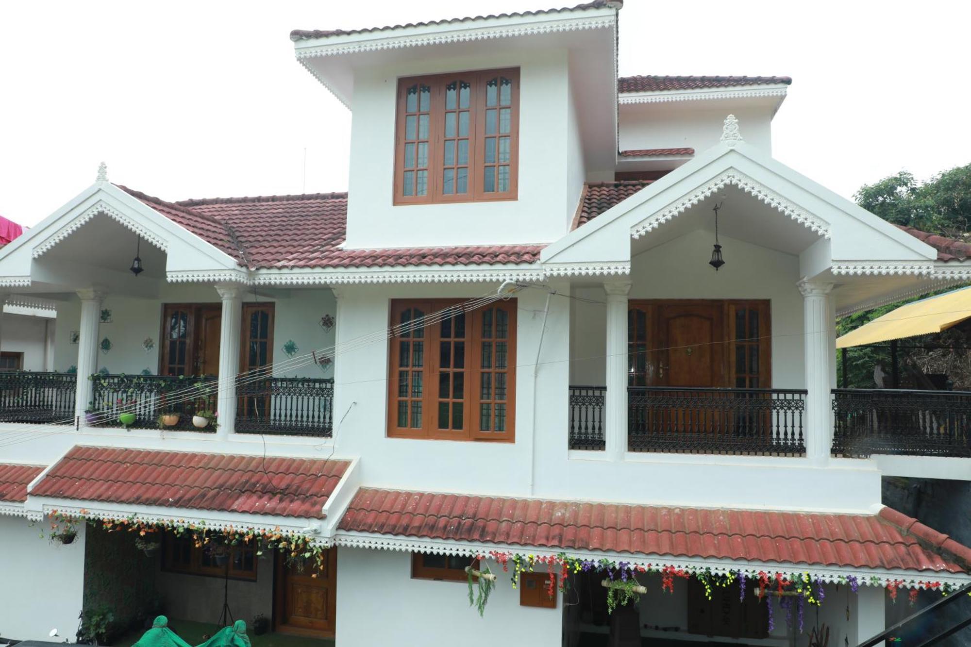 Pine Hood Homestay