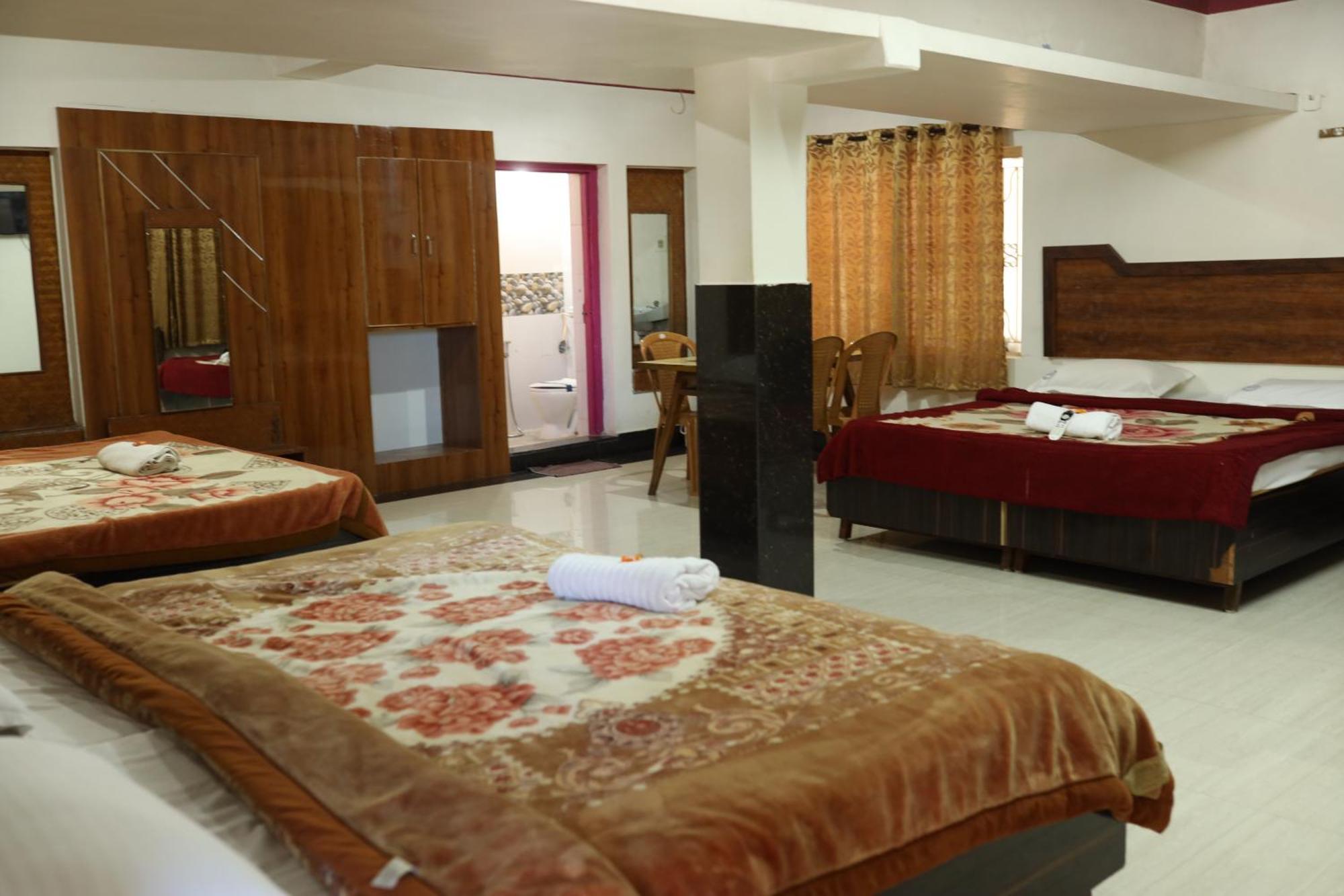 Hotel Sri Balaji 2*