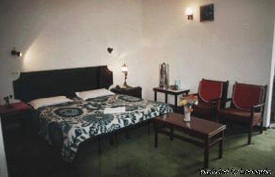 Hotel Preethi Palace