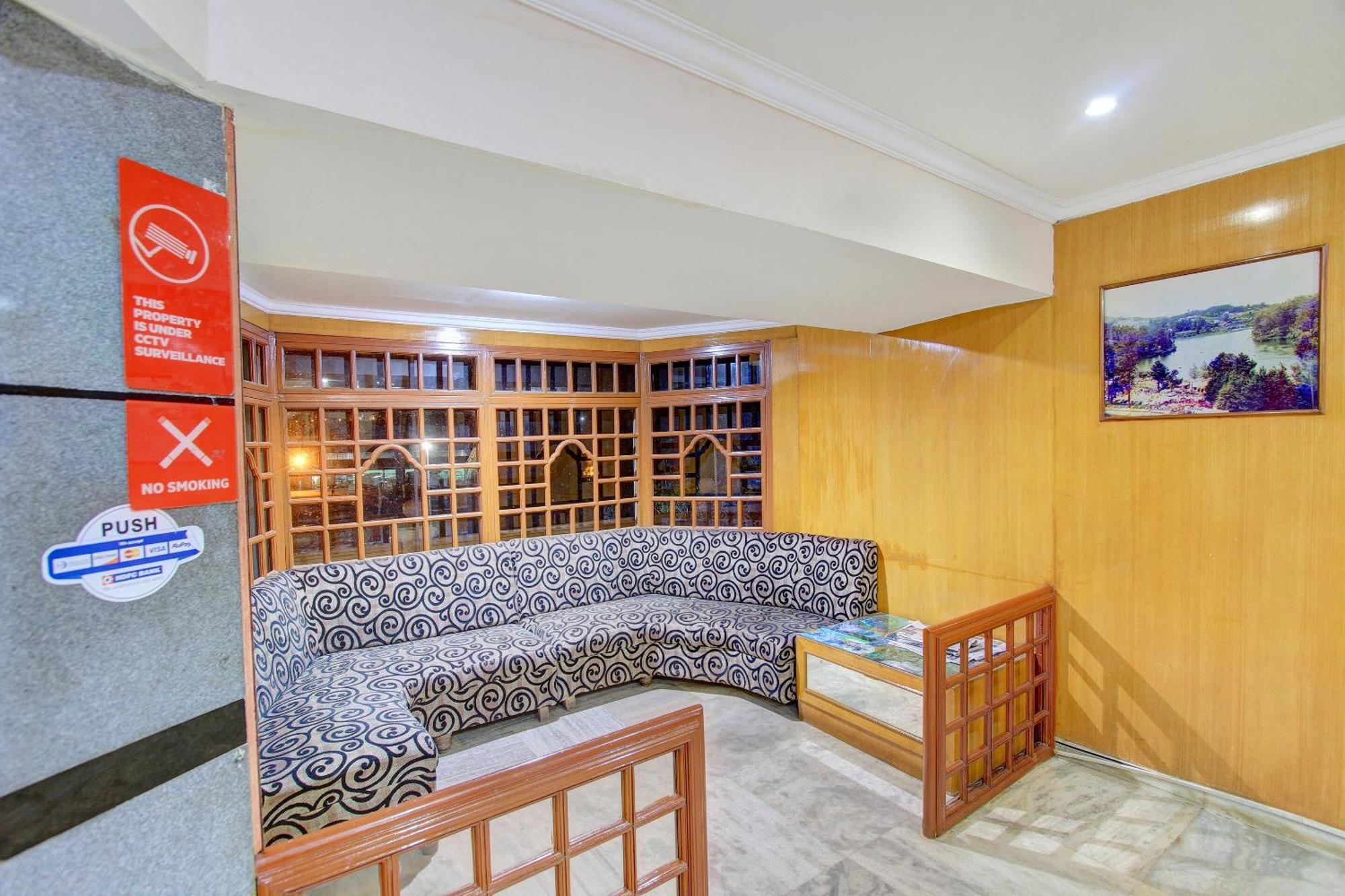 Capital O 13231 Sapphire Garden View Hotel Ooty