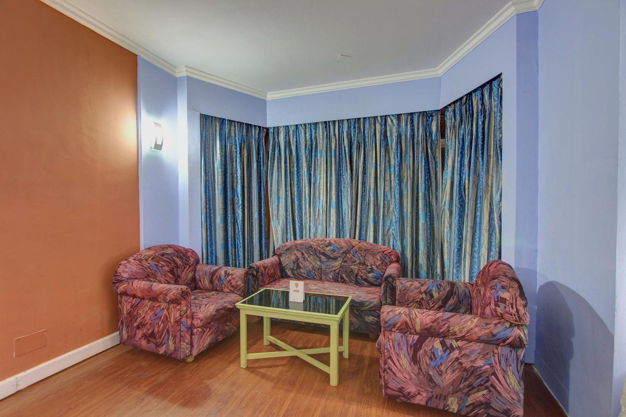 Hotel Capital O 13231 Sapphire Garden View