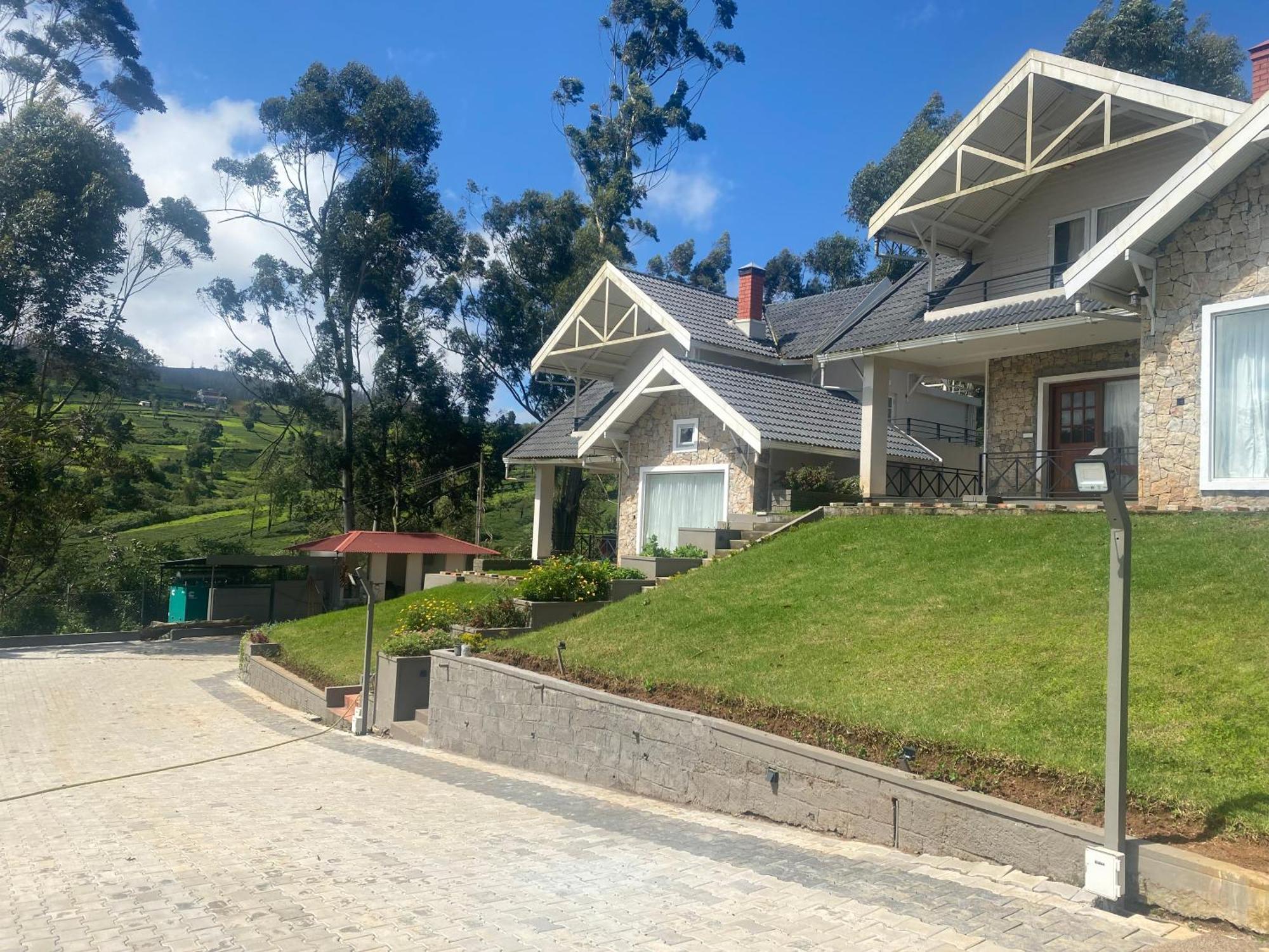 Willostays Emerald Facing Ooty