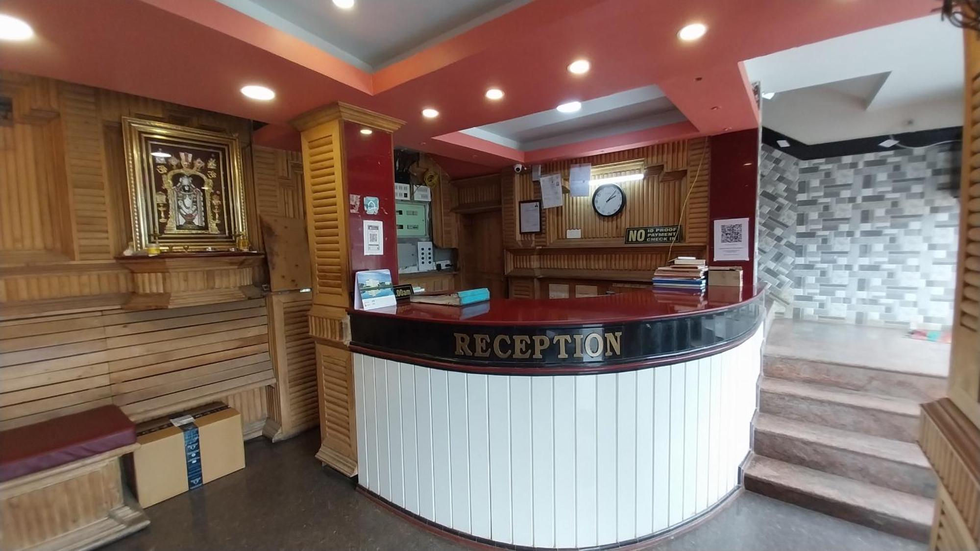 Hotel Sv Residency Ooty