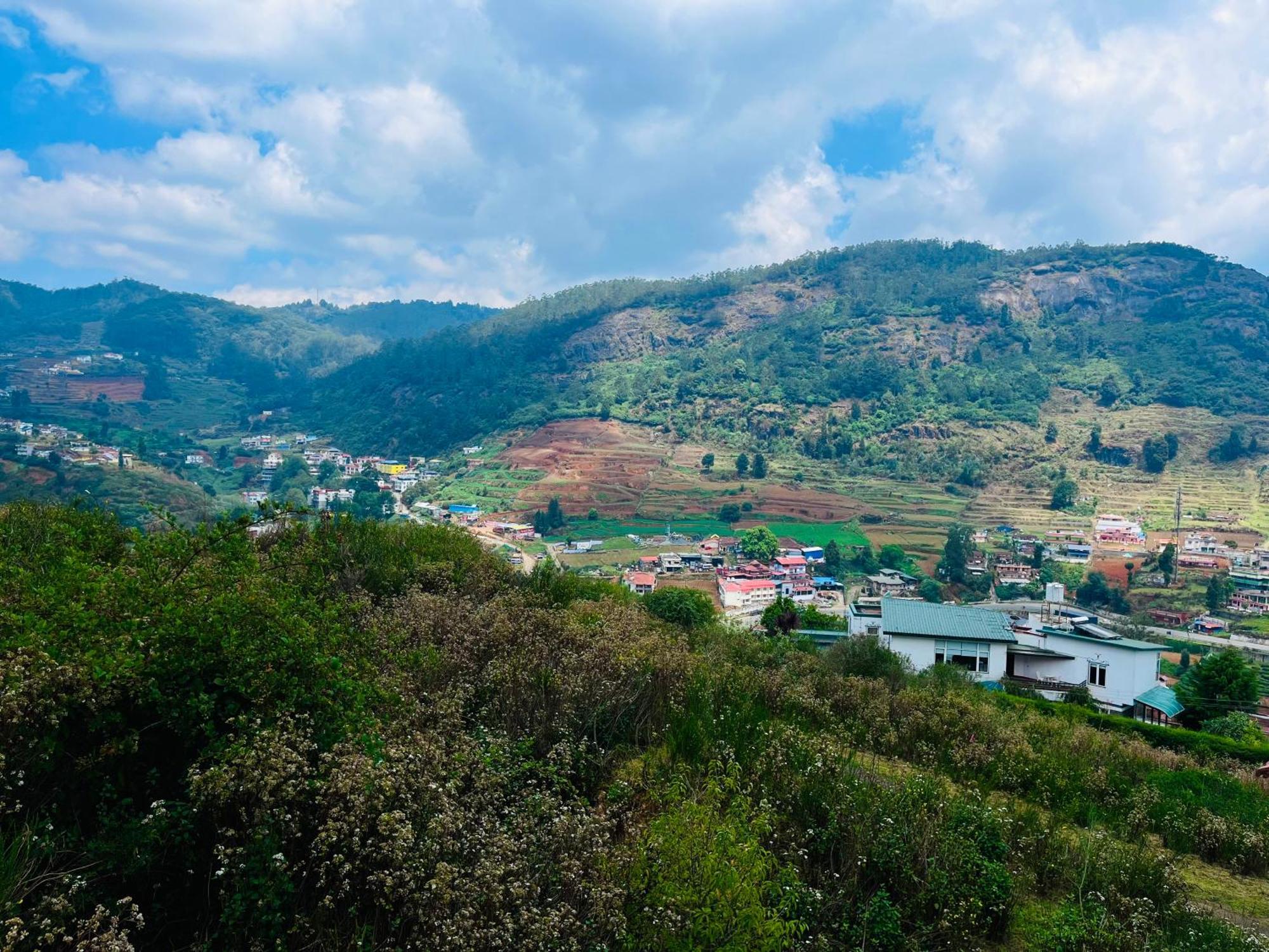 Away From - I Guest house Ooty