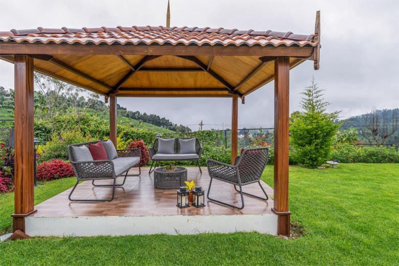 Vente Colline, Luxurious In Coonoor By Roamhome * Ooty