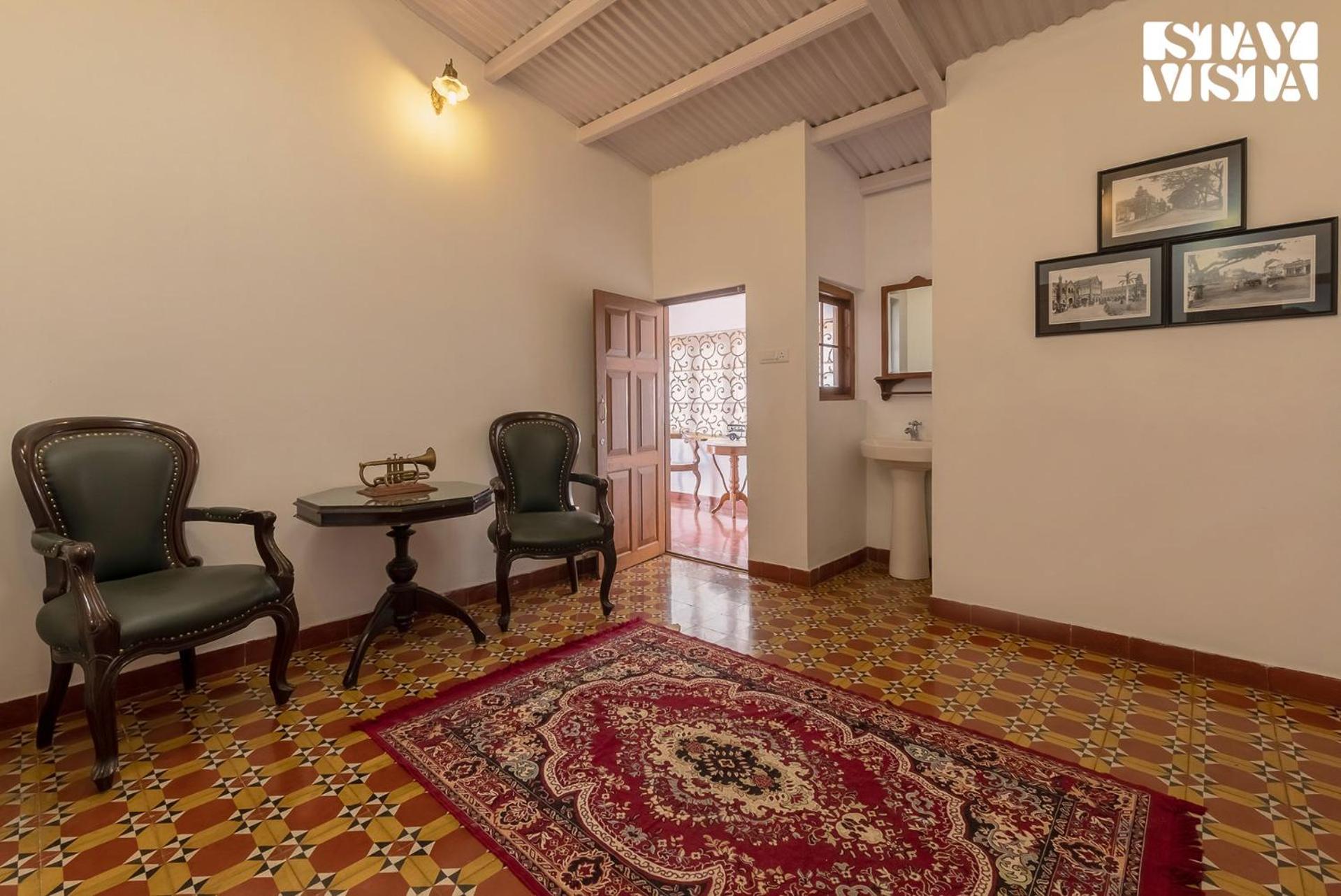 6 Bhk Greenwood Heritage In The Heart Of